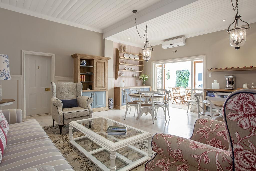 ستيلينبوش Avenues Guest House المظهر الخارجي الصورة