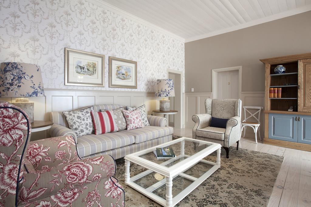 ستيلينبوش Avenues Guest House المظهر الخارجي الصورة